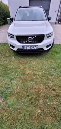 Volvo XC 40 cena 133000 przebieg: 68000, rok produkcji 2018 z Gryfów Śląski małe 277